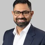 Photo de Karthi Mowdhgalya